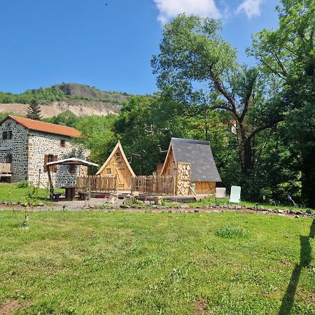Les Cabanes Feeriques Du Cheix Saint-Diery Kültér fotó