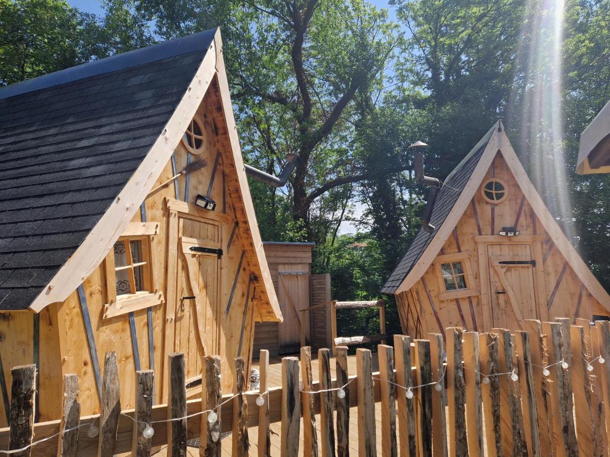 Les Cabanes Feeriques Du Cheix Saint-Diery Kültér fotó