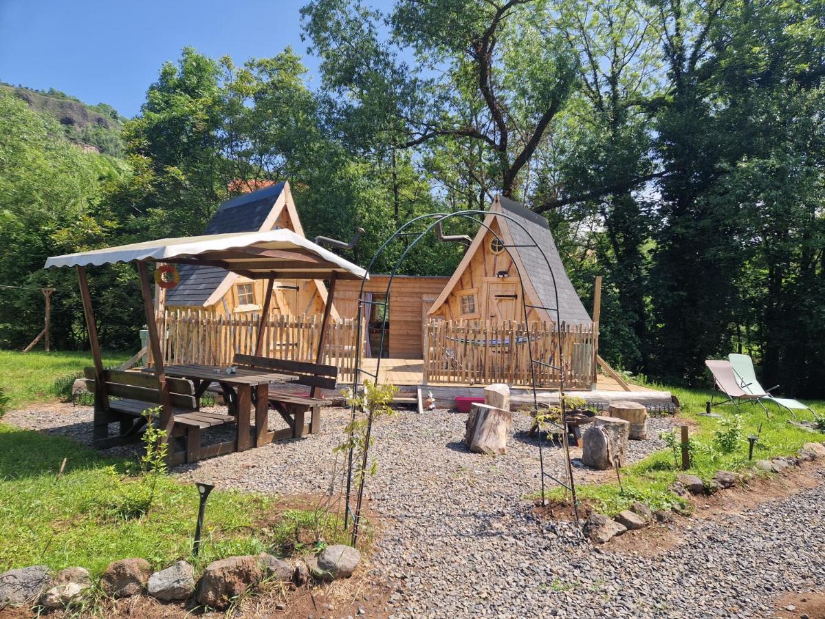 Les Cabanes Feeriques Du Cheix Saint-Diery Kültér fotó