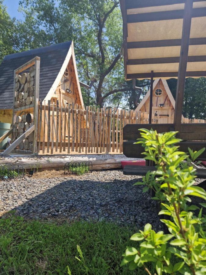 Les Cabanes Feeriques Du Cheix Saint-Diery Kültér fotó